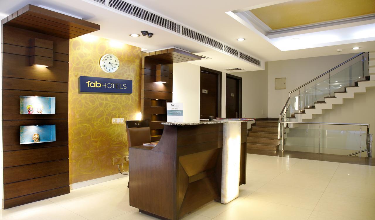 Fabhotel Oasis Dlf Phase 3 구르가온 외부 사진
