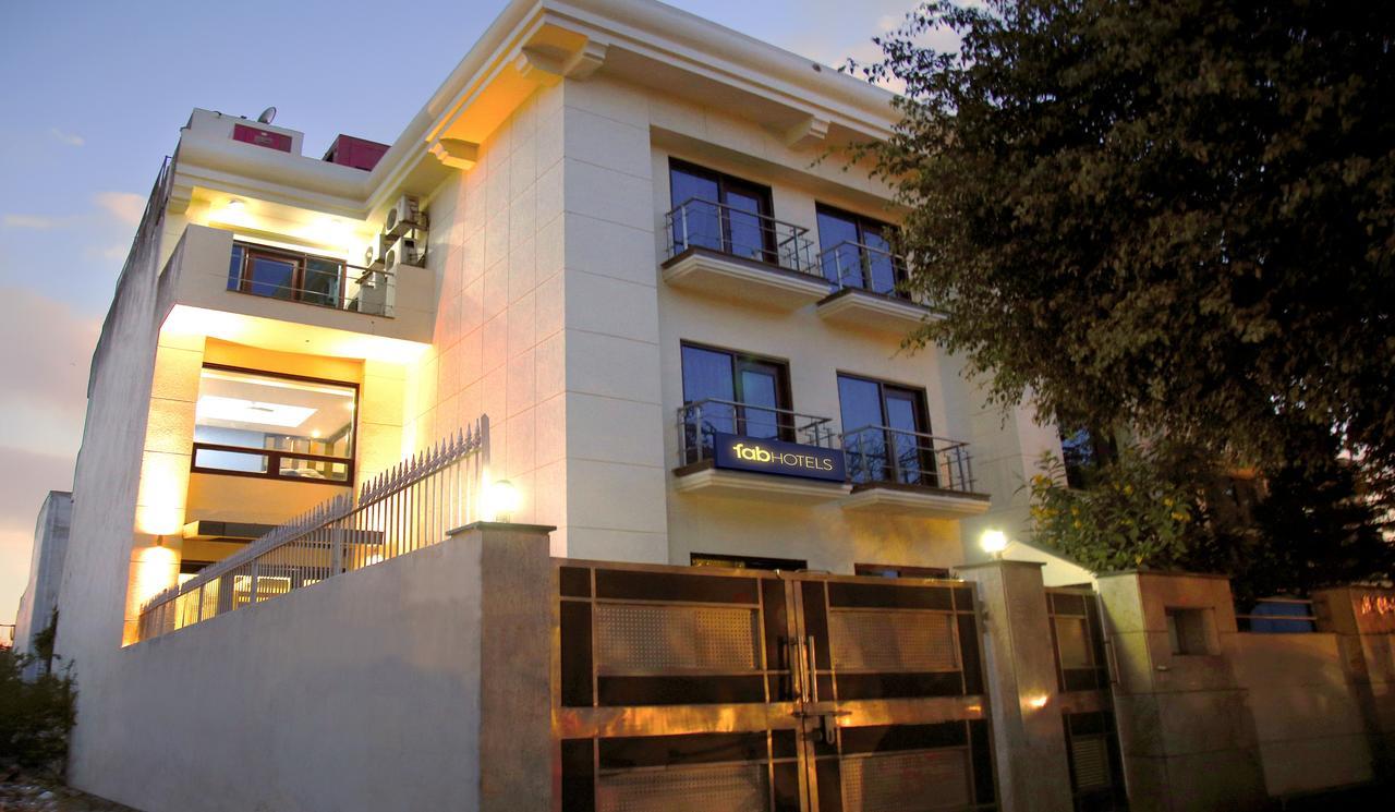 Fabhotel Oasis Dlf Phase 3 구르가온 외부 사진