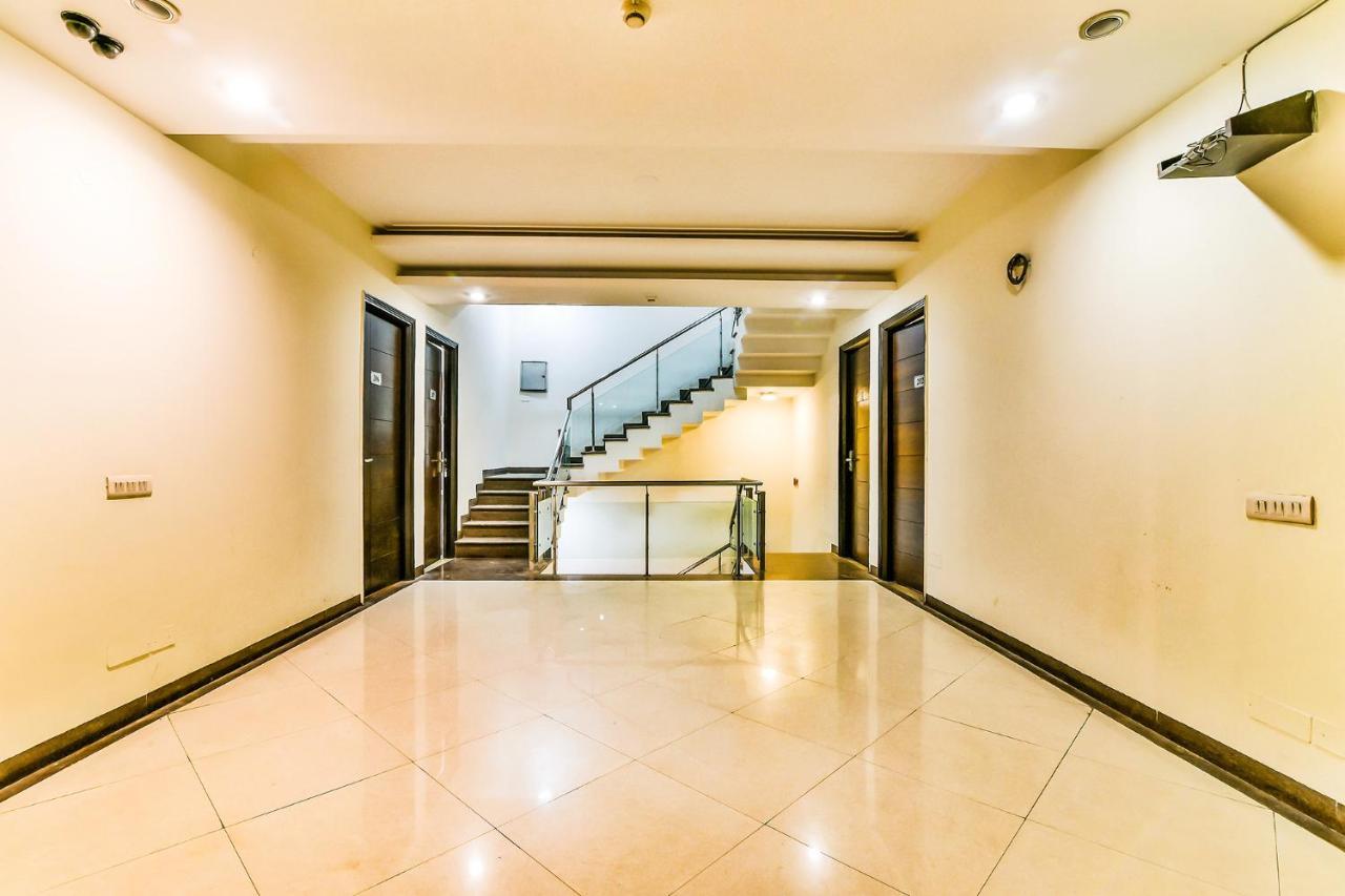 Fabhotel Oasis Dlf Phase 3 구르가온 외부 사진